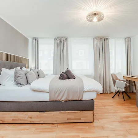 Feelgood Luxus - Fuer Gruppen & Familien Mit Whirlpool, 2 Baeder, Terrasse & Grill - Lage *