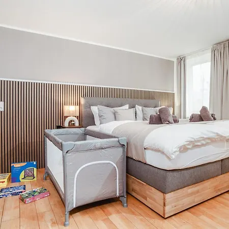 Apartment Premium Feelgood Gruppenapartment - Bis Zu 8 Personen - 120 Qm - 2 Baeder - Whirlpool, Sonnenterrasse & Grill - Im Herzen Kassels Kassel
