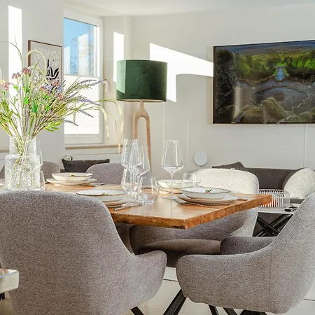 Feelgood Luxus - 120 Qm Für Gruppen&familien Mit Whirlpool, 2 Bäder, Terrasse&grill - Lage Apartment Kassel