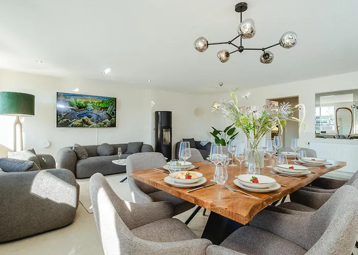 Luxus - Fuer Gruppen & Familien Mit Whirlpool, Terrasse & Grill- Lage * Kassel